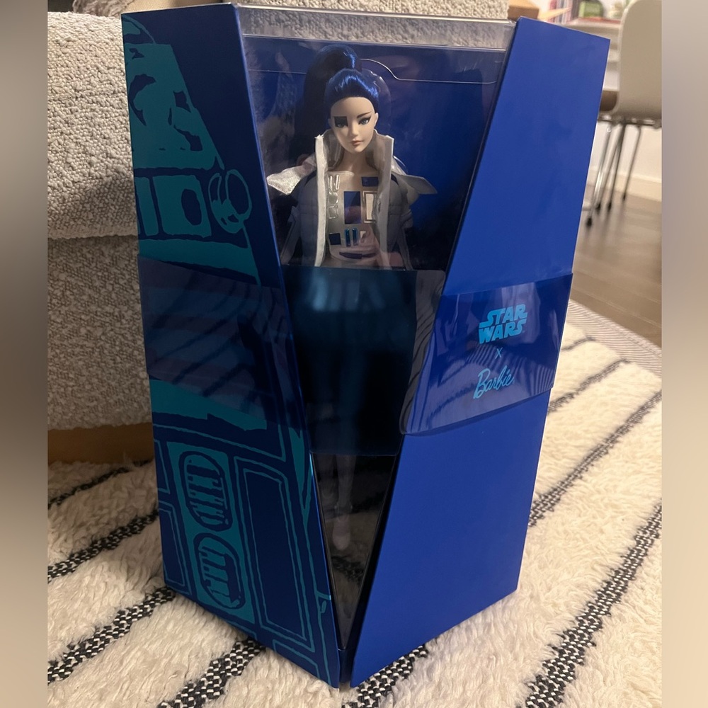 Star Wars Barbie R2D2 Rare Find Limited Edition New in Box